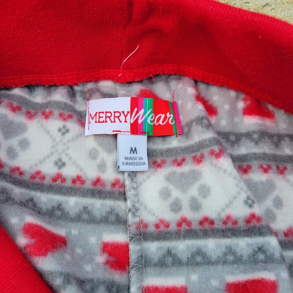 "Santa Paws" Christmas 2-Piece Pajamas Set - Size Medium (Excellent Condition) - Picture 13 of 14